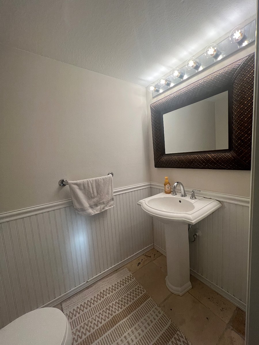 Furnished Finder property 851855_1 photo 17