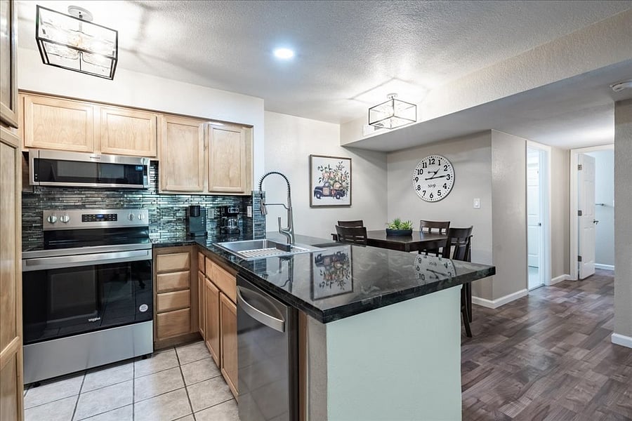 Furnished Finder property 851859_1 photo 6