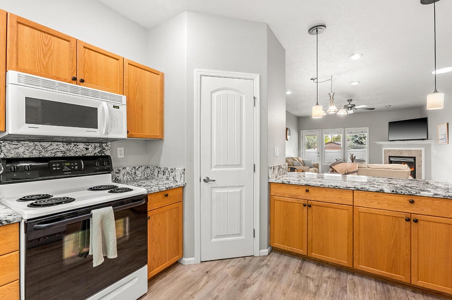 Furnished Finder property 851883_1 photo 6