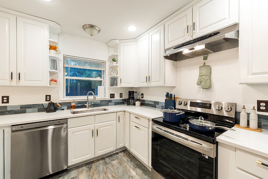 Furnished Finder property 852016_1 photo 4