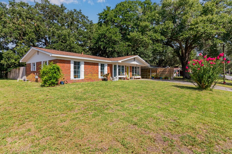 Furnished Finder property 852037_1 photo 3