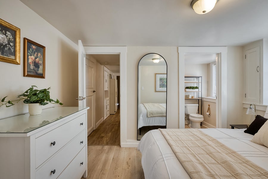 Furnished Finder property 852062_1 photo 9