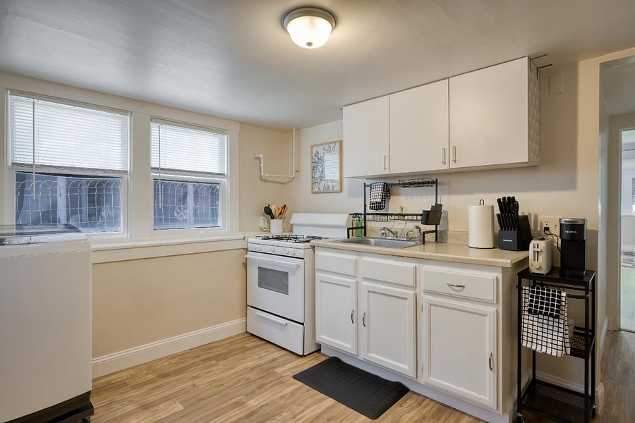Furnished Finder property 852062_1 photo 3