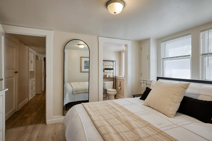 Furnished Finder property 852062_1 photo 10