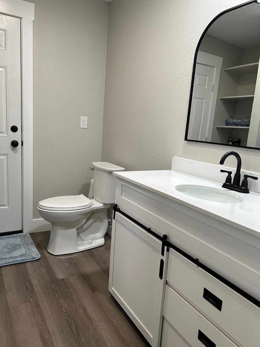 Bathroom 2