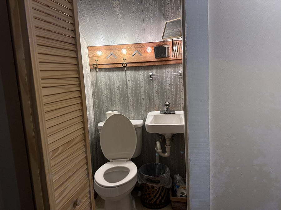 Furnished Finder property 852122_1 photo 8