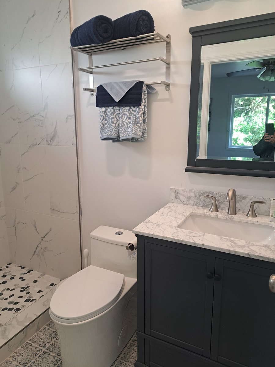 Furnished Finder property 852131_1 photo 16