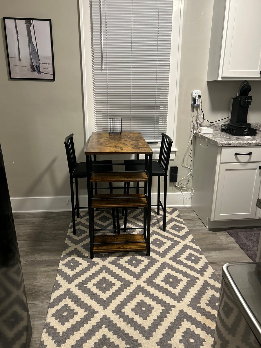 Tall kitchen table perfect for two! Enjoy a glass of wine or bowl of fresh pasta after a home cooked meal! 