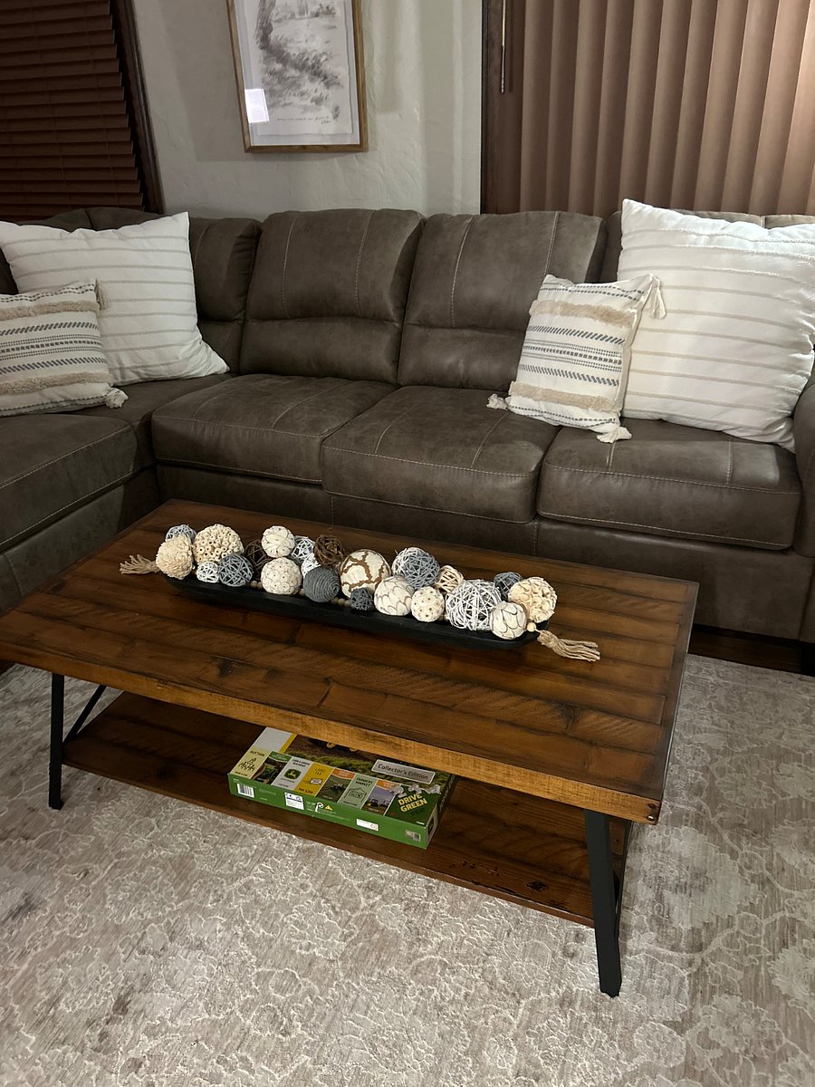 Coffee table with cozy decor. 