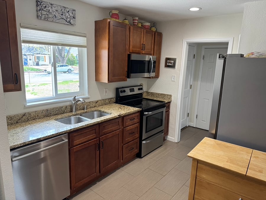 Furnished Finder property 852253_1 photo 7