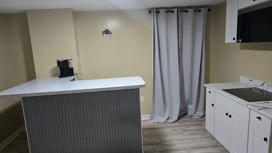 Furnished Finder property 852280_1 photo 4