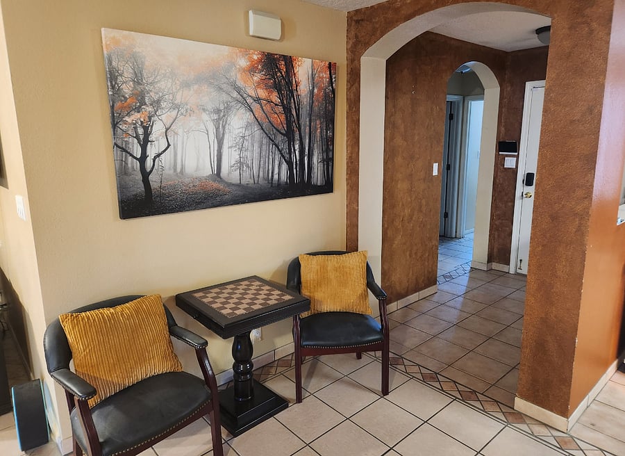Furnished Finder property 852298_1 photo 4