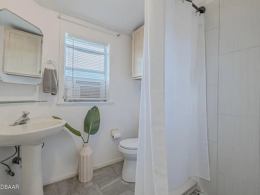 Second Full Bathroom