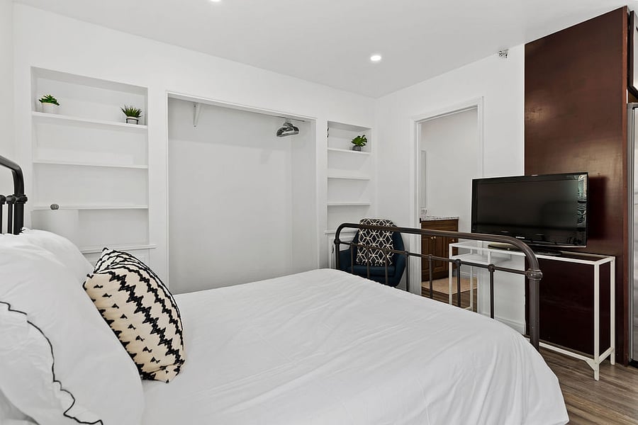 Furnished Finder property 852338_1 photo 6