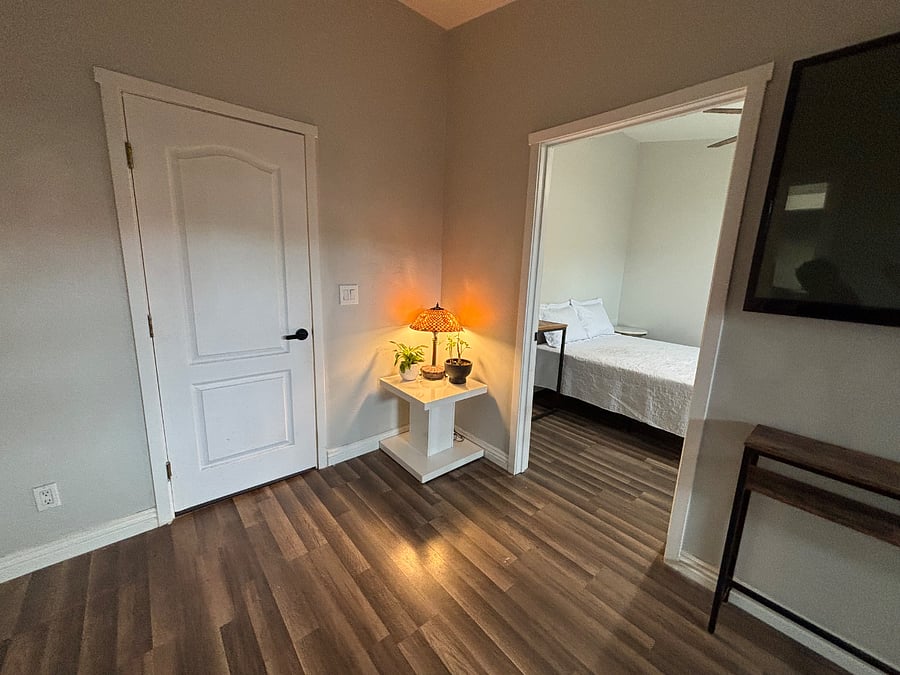 Furnished Finder property 852362_1 photo 24