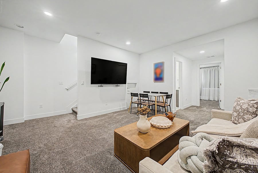 Furnished Finder property 852377_1 photo 21
