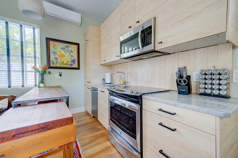 Furnished Finder property 852382_1 photo 6