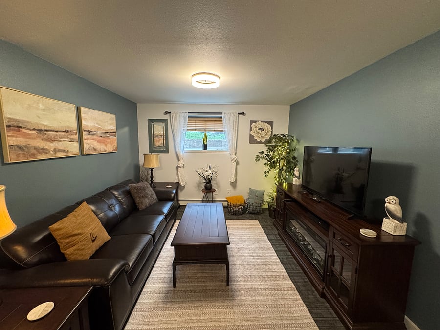 Living Room
: