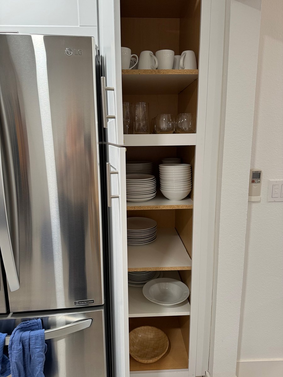 Full set of dishware, plus serving dishes