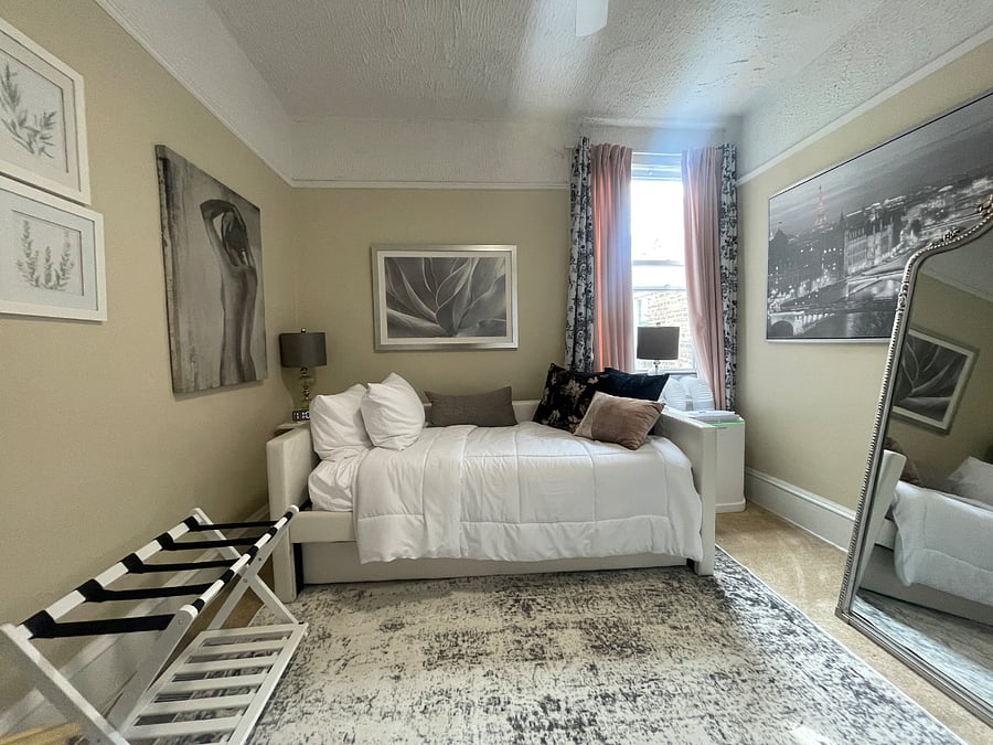 Furnished Finder property 852507_1 photo 33