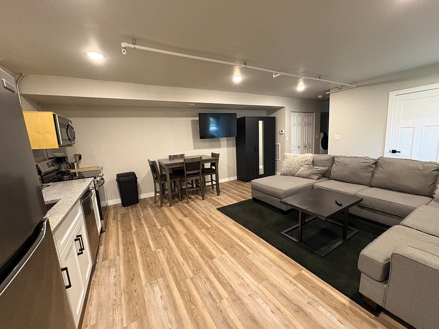 Furnished Finder property 852543_1 photo 4