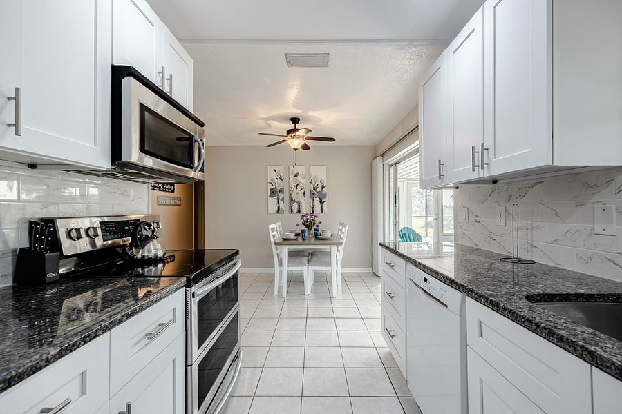 Furnished Finder property 852550_1 photo 16