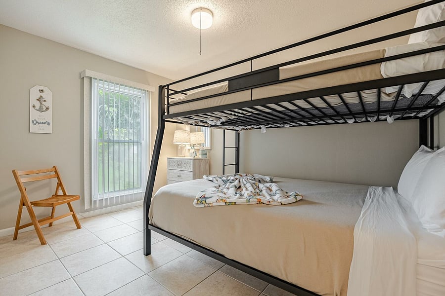 Furnished Finder property 852550_1 photo 25