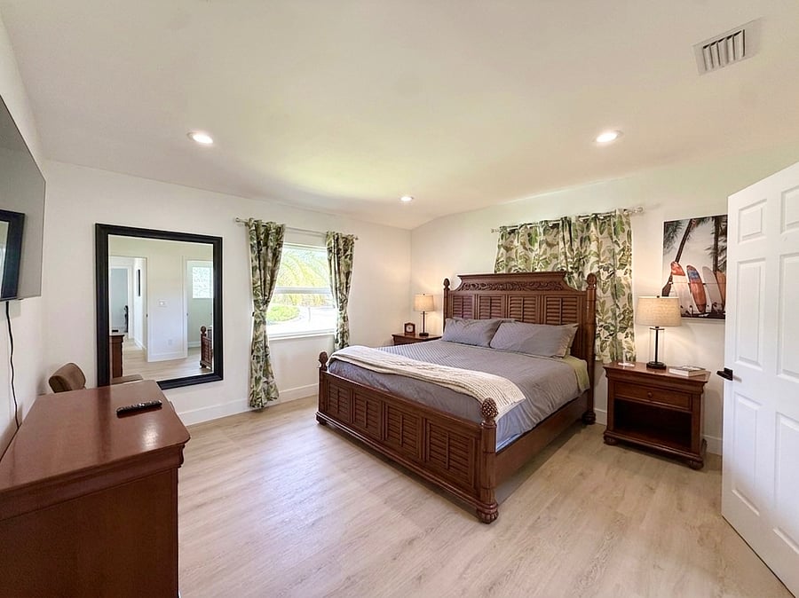 Furnished Finder property 852551_1 photo 21