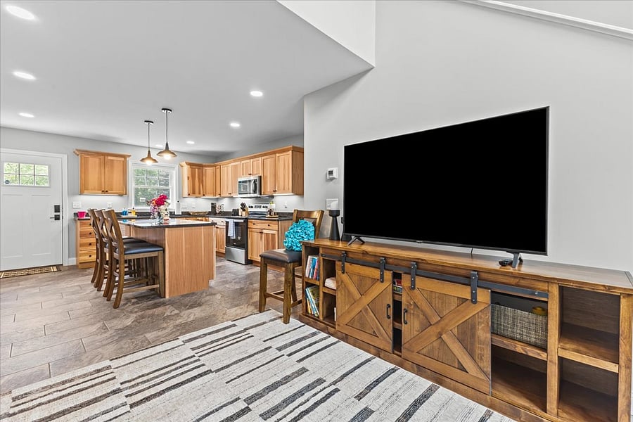 Furnished Finder property 852589_1 photo 5