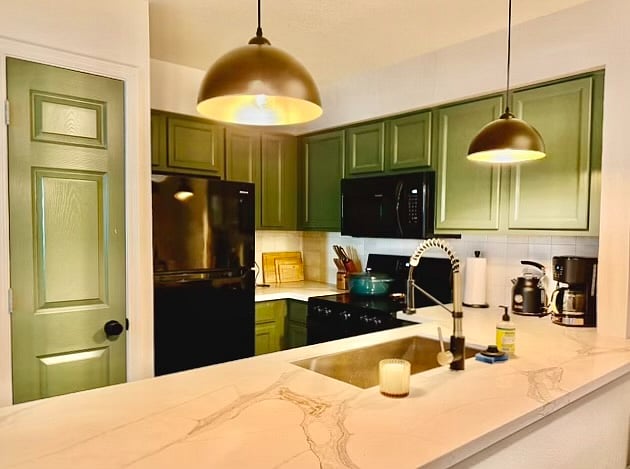 Furnished Finder property 852616_1 photo 3