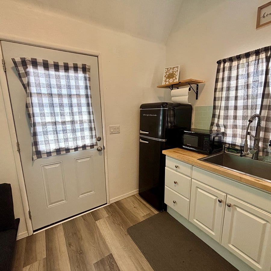 Furnished Finder property 852694_1 photo 3