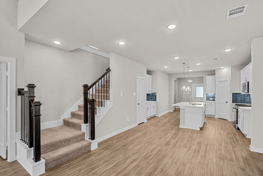 Furnished Finder property 852737_1 photo 16