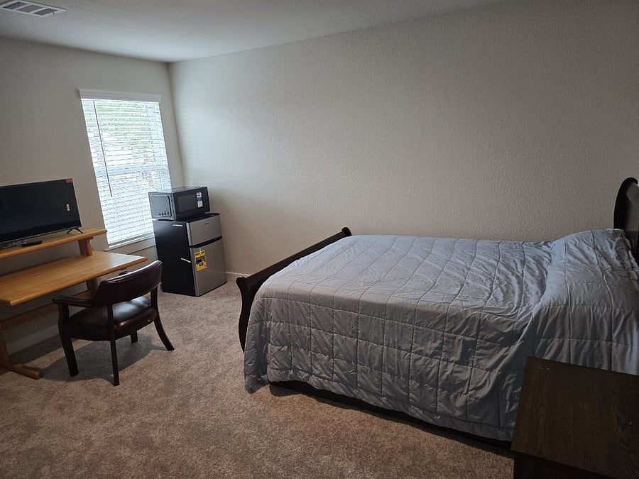 Furnished Finder property 852737_2 photo 4
