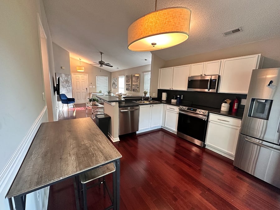 Furnished Finder property 852809_1 photo 3