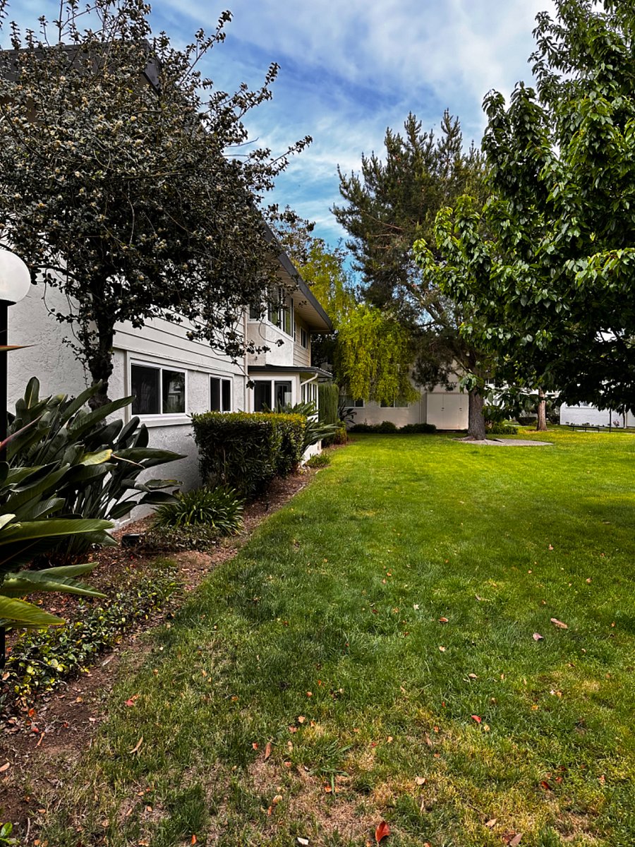 Furnished Finder property 852843_1 photo 11