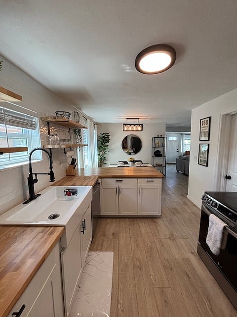 Furnished Finder property 852859_1 photo 5