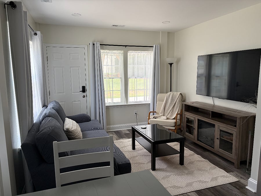 Furnished Finder property 852870_1 photo 1