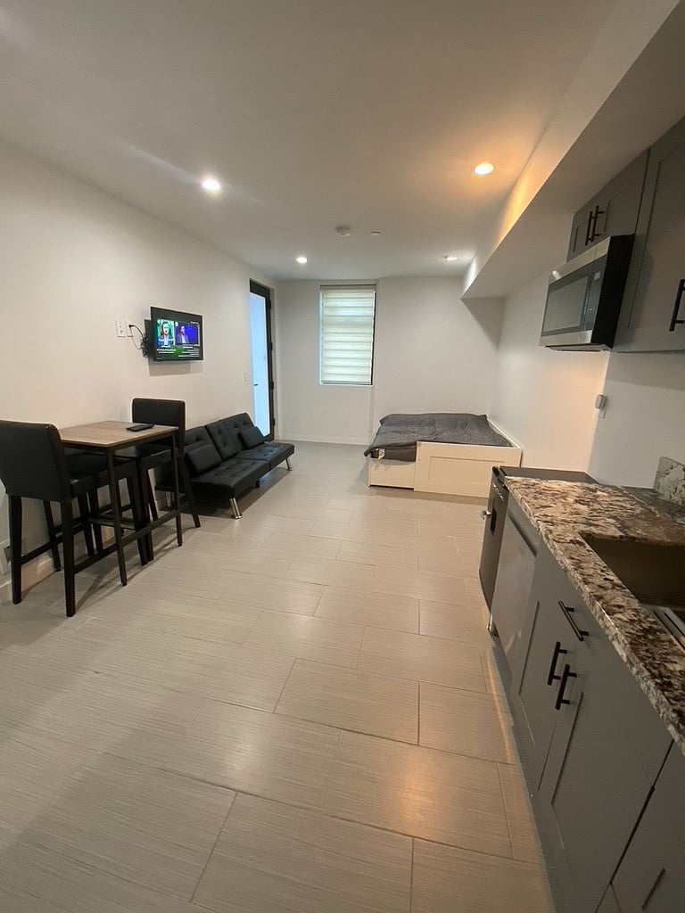 Furnished Finder property 852904_1 photo 6