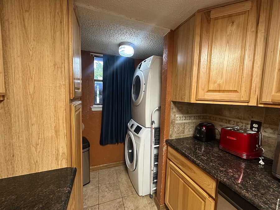 Furnished Finder property 852914_1 photo 24