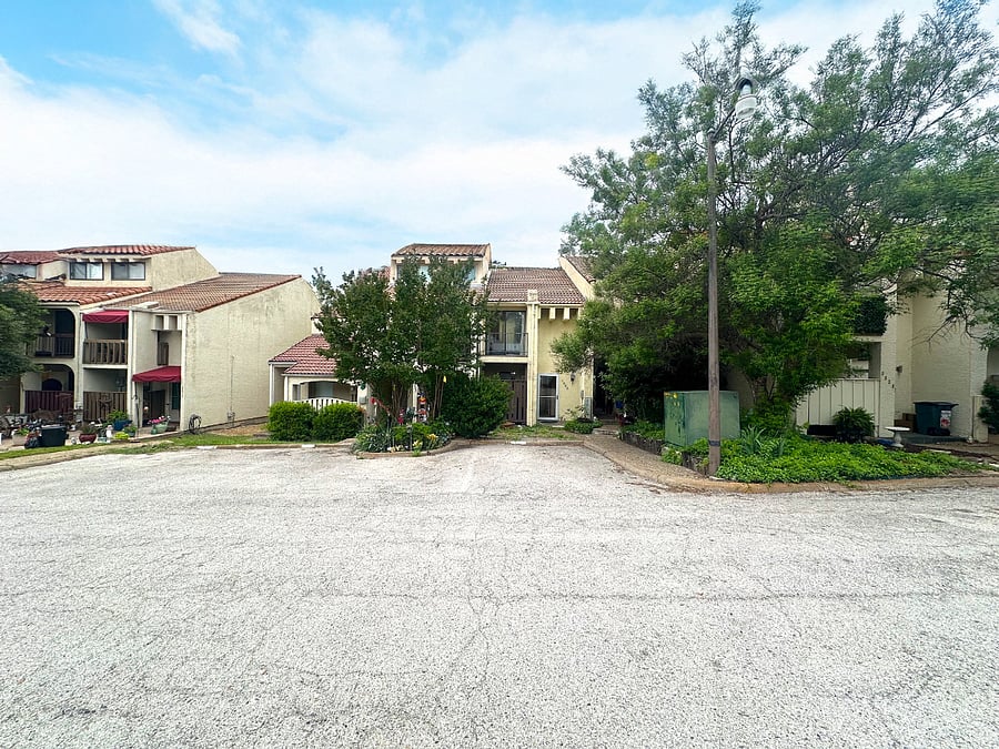 Furnished Finder property 852914_1 photo 31