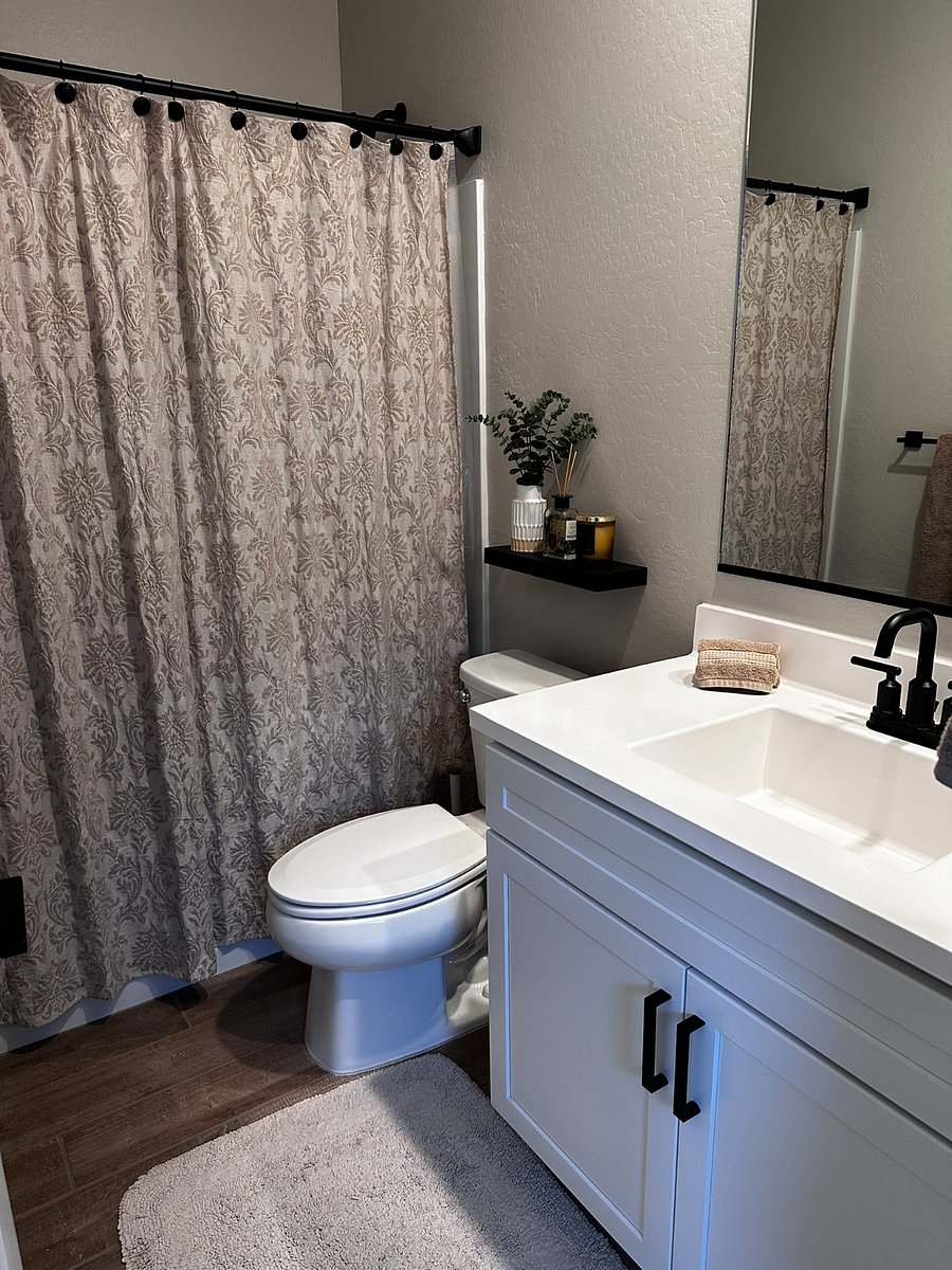 Second Bedroom En suite