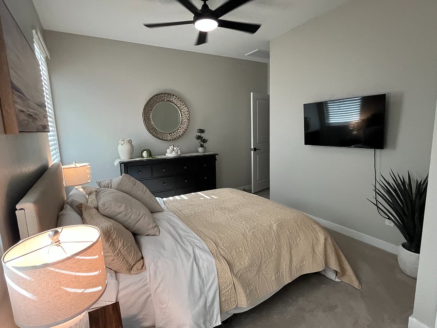 Second Bedroom with full bath/shower ensuit