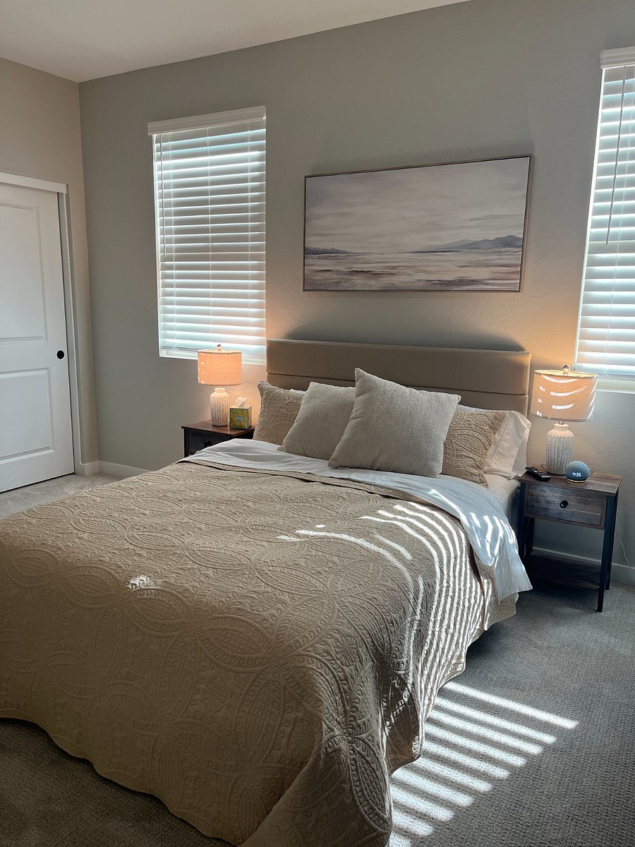 Second Bedroom with full bath/shower ensuit