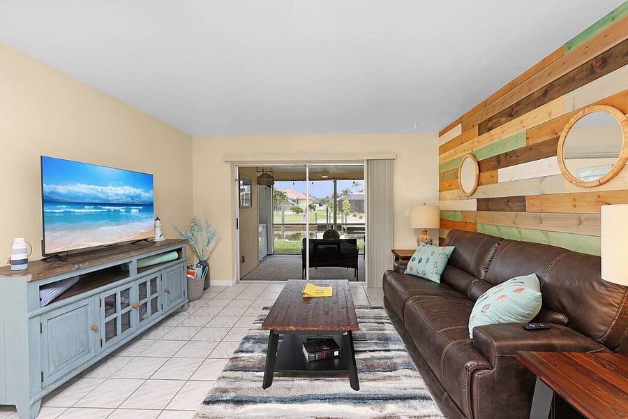 Furnished Finder property 852965_1 photo 6