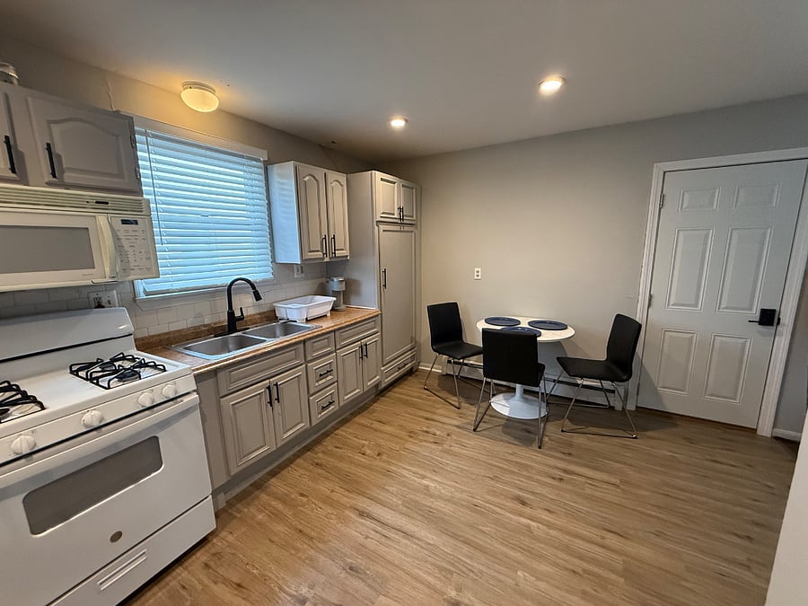 Furnished Finder property 853001_2 photo 7