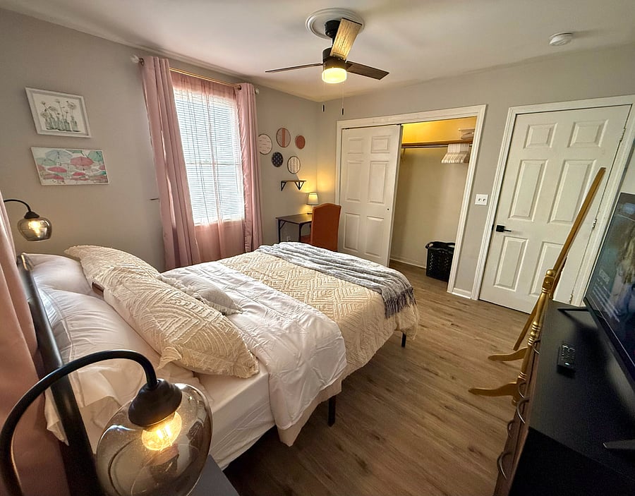 Furnished Finder property 853001_5 photo 17
