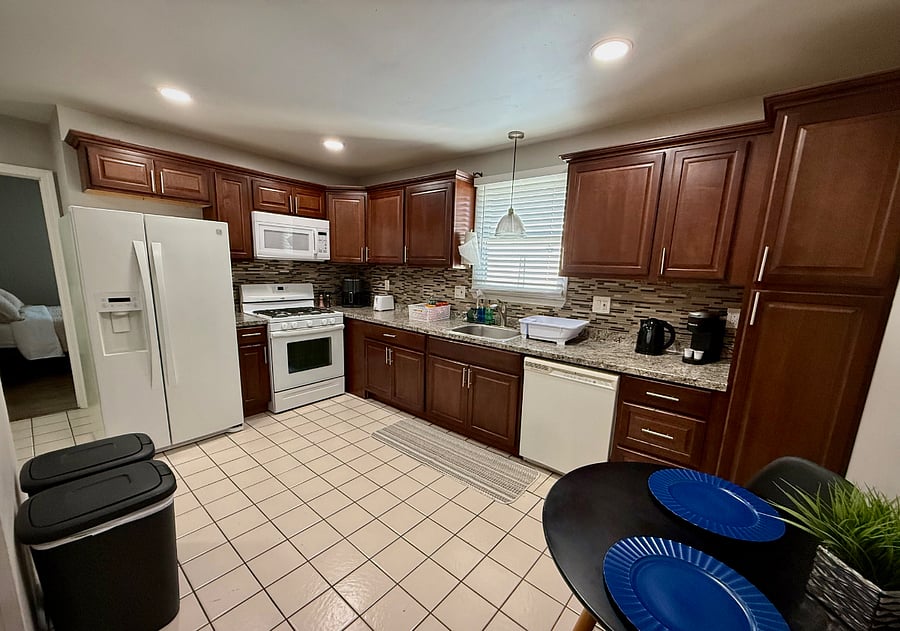 Furnished Finder property 853001_6 photo 3