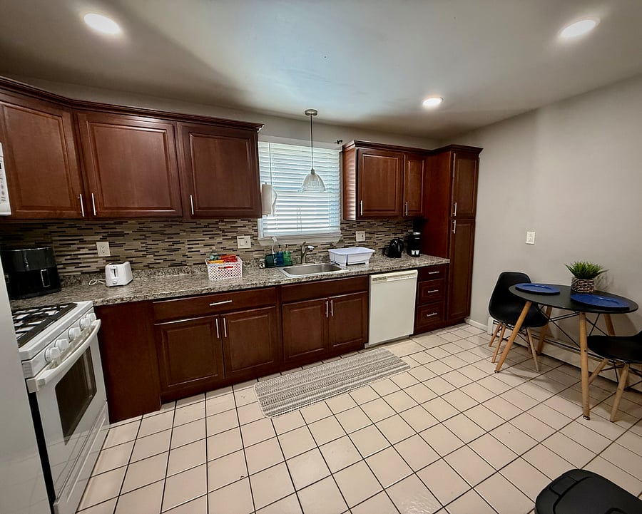 Furnished Finder property 853001_6 photo 5