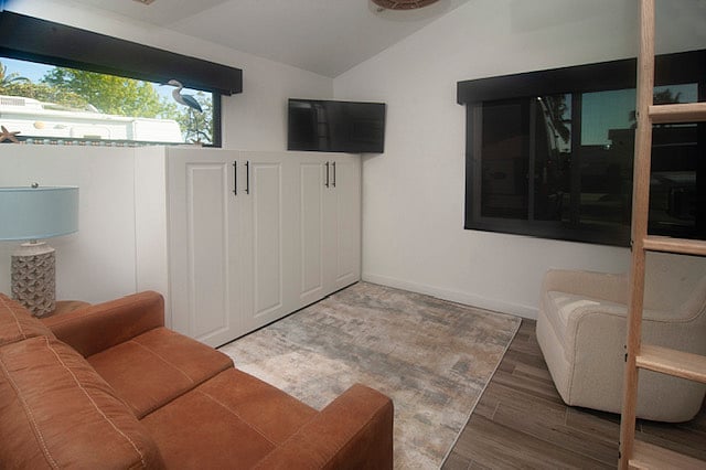 Furnished Finder property 853002_1 photo 9
