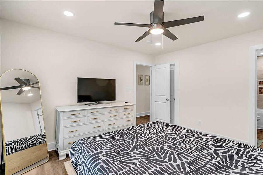 Furnished Finder property 853120_1 photo 11